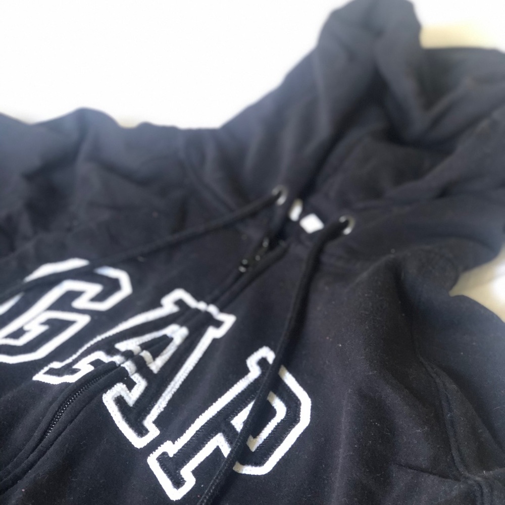 GAP women’s zip up XL